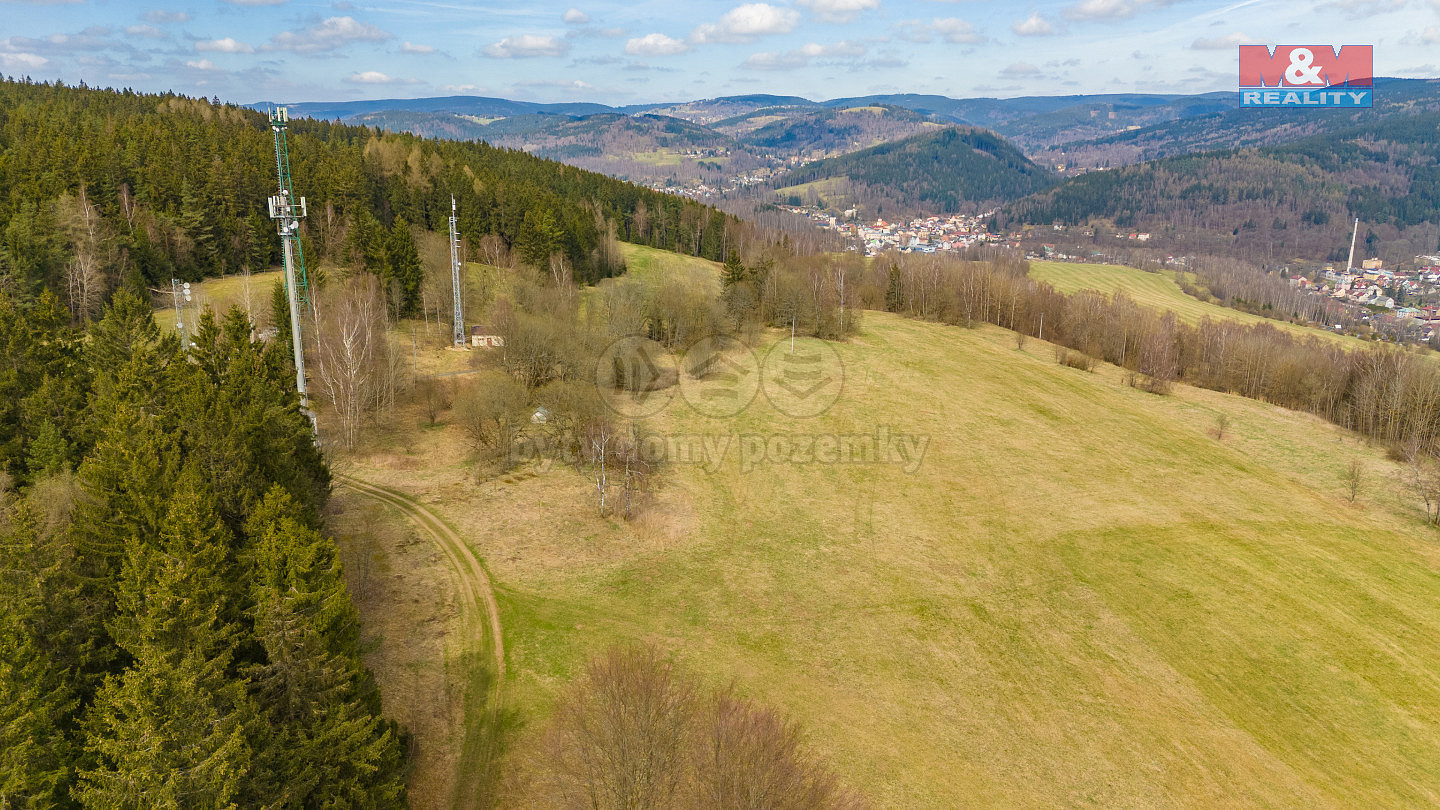 Prodej pozemku 2 523 m²