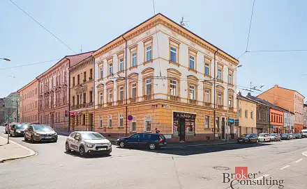 Pronájem bytu 1+kk 42 m²