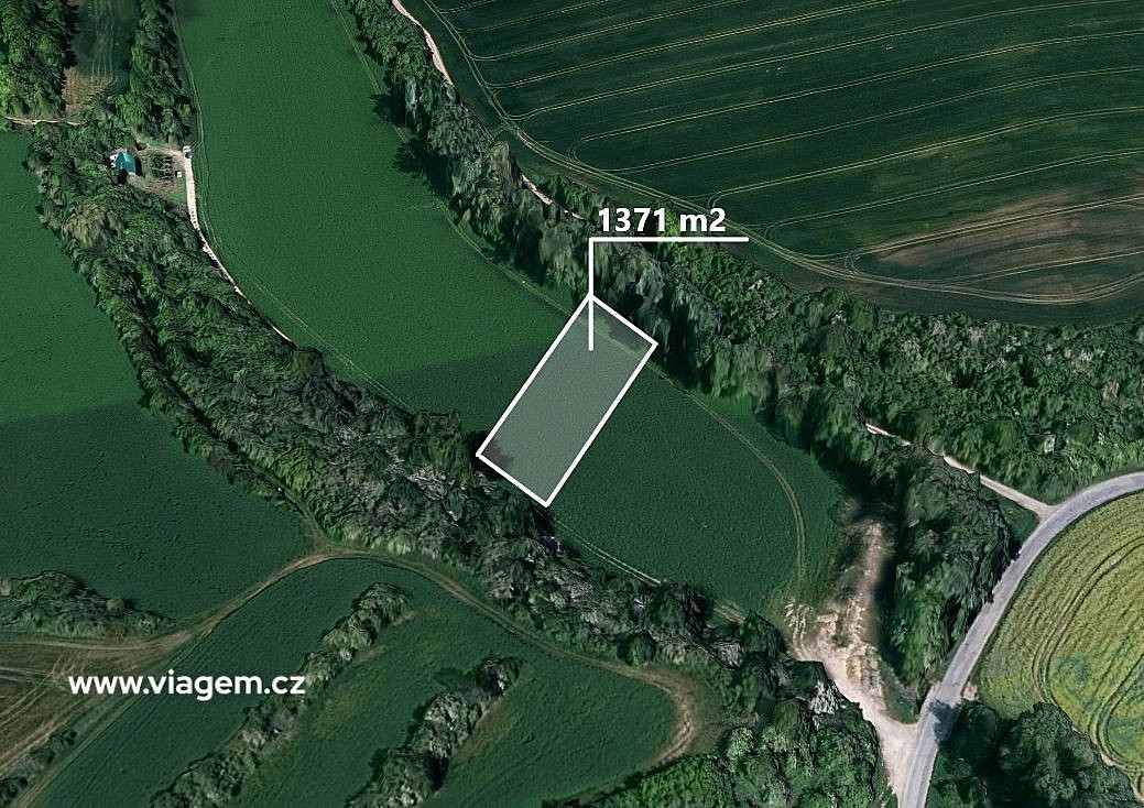 Prodej pole 228 m² – fotografie 2