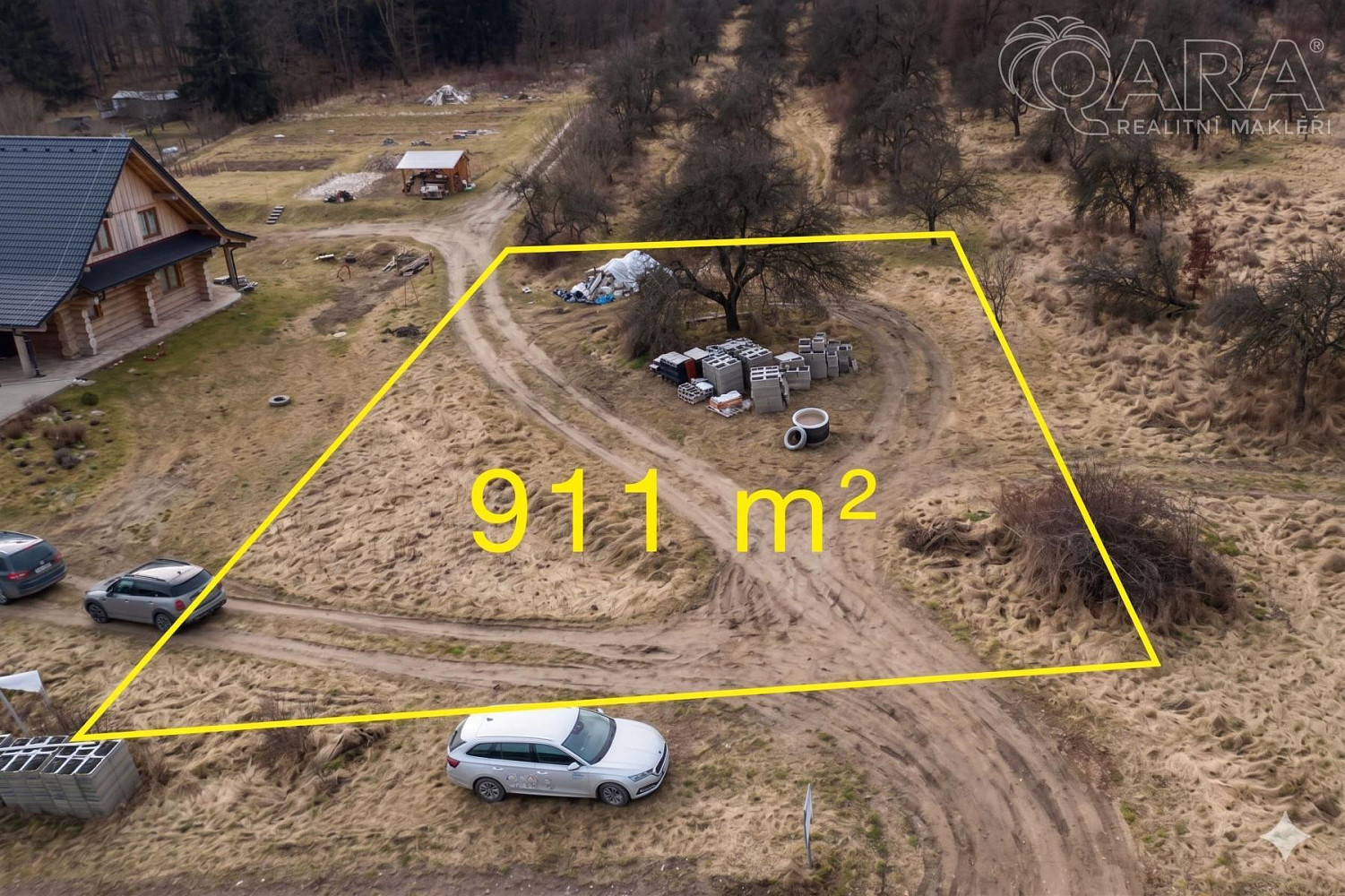 Prodej stavebního pozemku 911 m² – fotografie 3