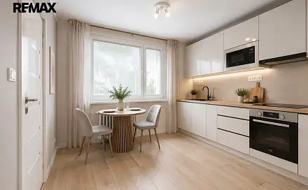 Prodej bytu 1+1 36 m², Pražská, Bystřany, okres Teplice