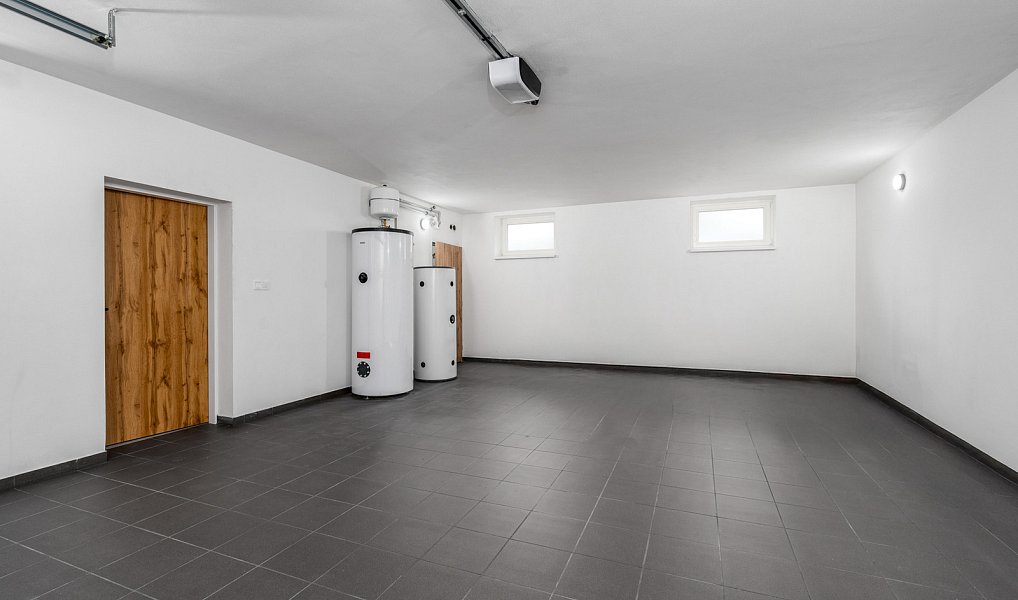 Prodej domu 200 m² s pozemkem 151 m², Rožmitál pod Třemšínem – náhled fotky 12