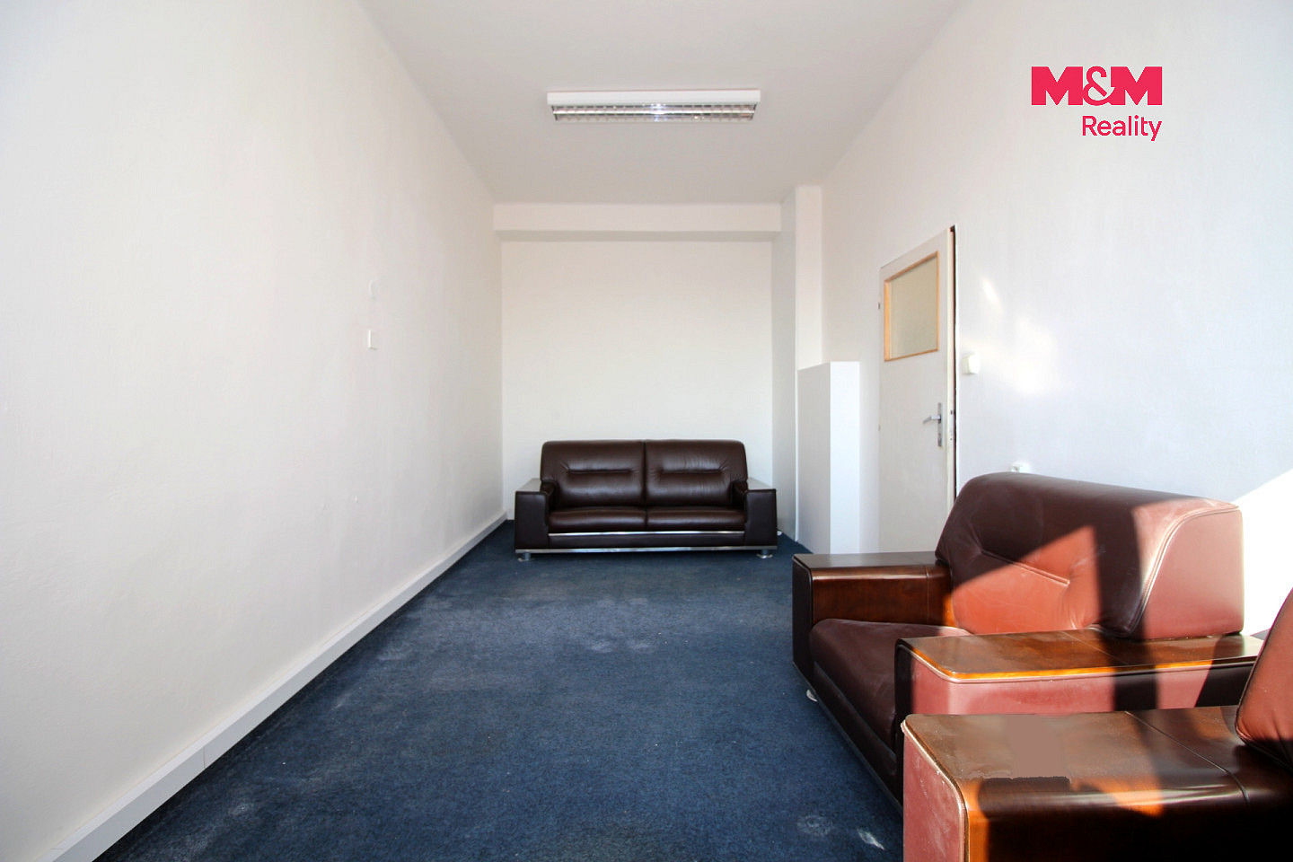 Pronájem kanceláře 163 m² – fotografie 4