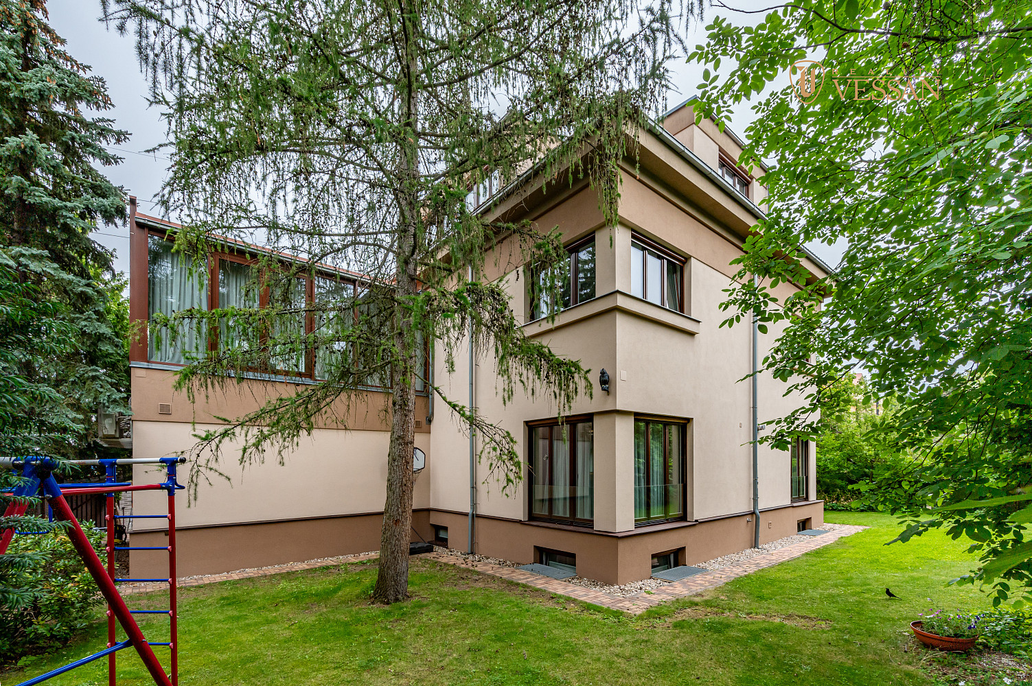 Prodej vily 474 m² s pozemkem 868 m² — photo 5