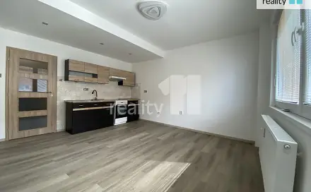 Pronájem bytu 2+kk 43 m², Na Výsluní, Česká Lípa