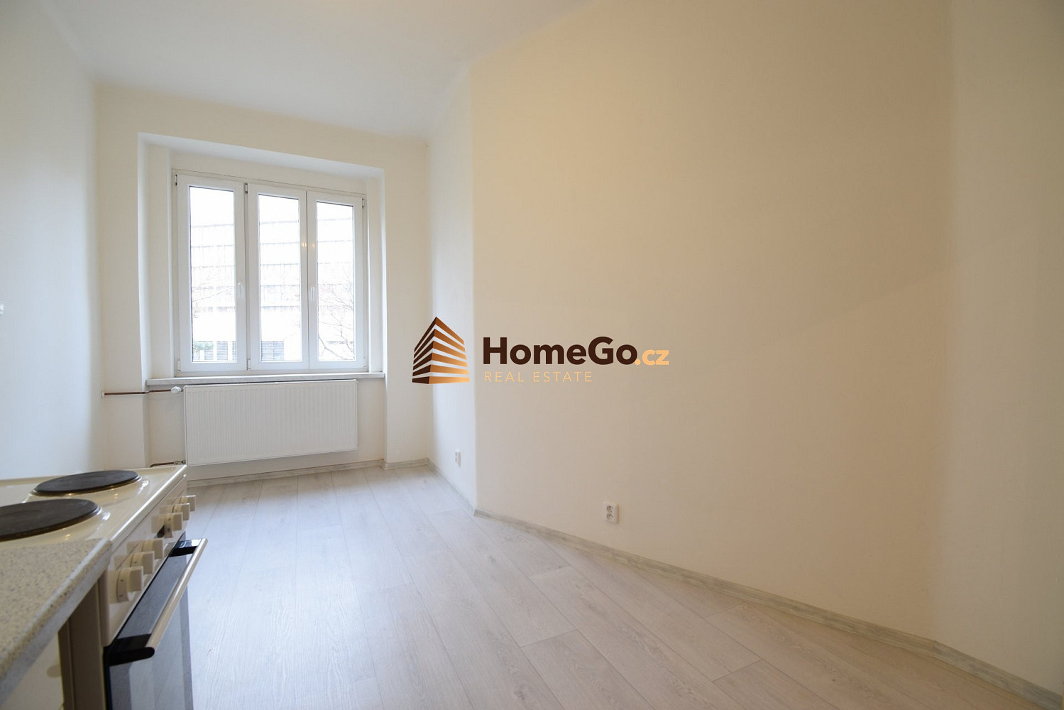 Pronájem bytu 2+kk 45 m² – fotografie 3