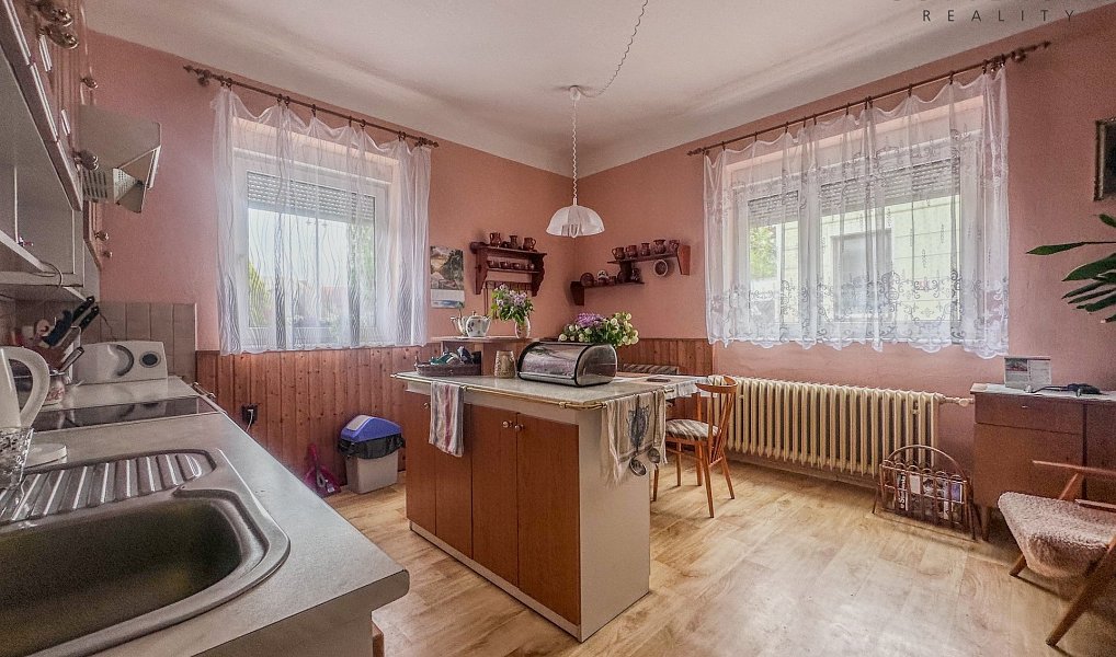 Prodej domu 250 m² s pozemkem 514 m², Staňkov – náhled fotky 32