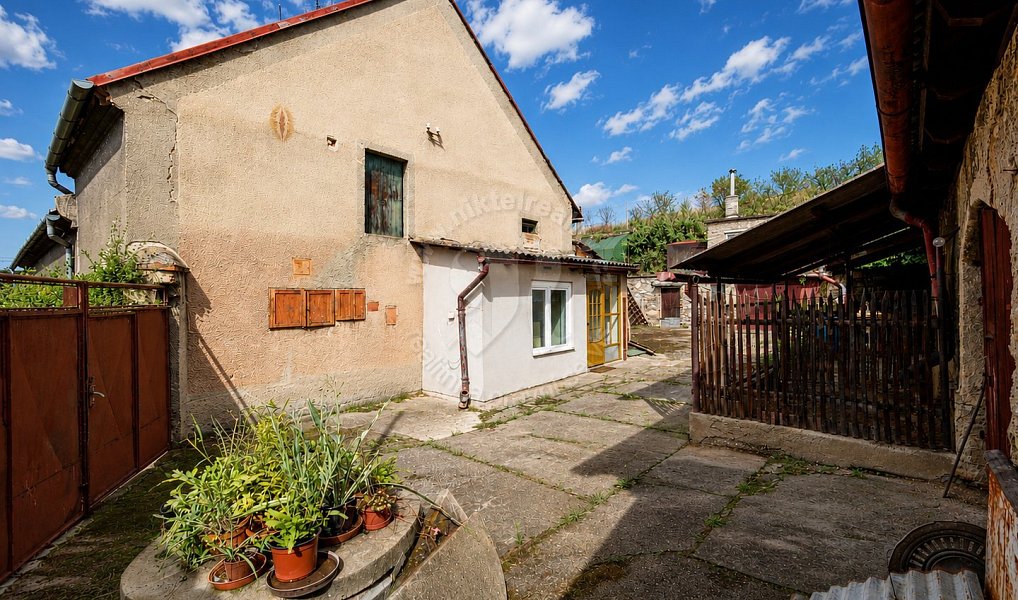 Prodej domu 327 m² s pozemkem 1 179 m², Žižice – náhled fotky 3