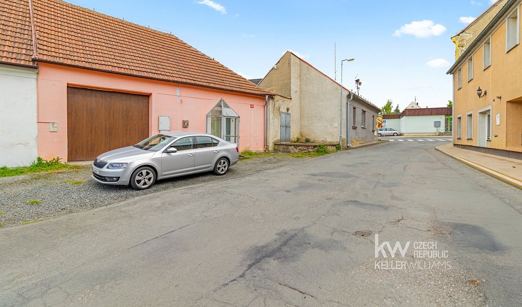Prodej nájemního domu, činžáku 471 m², Nové Strašecí – náhled fotky 51