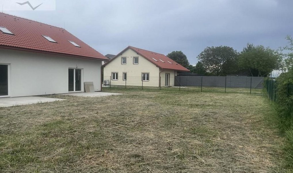 Prodej domu 128 m² s pozemkem 400 m², Postřižín – náhled fotky 5