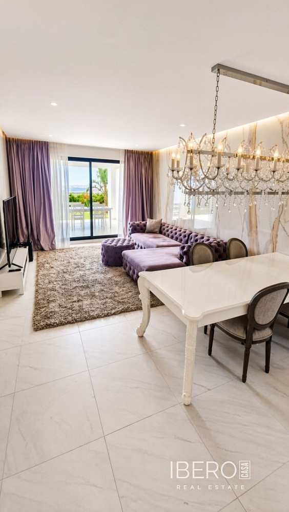 Piso 3+kk – Estepona - Más
