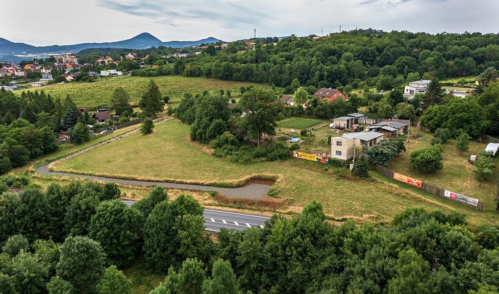 Prodej stavebního pozemku 1 058 m², Bystřany – náhled fotky 4