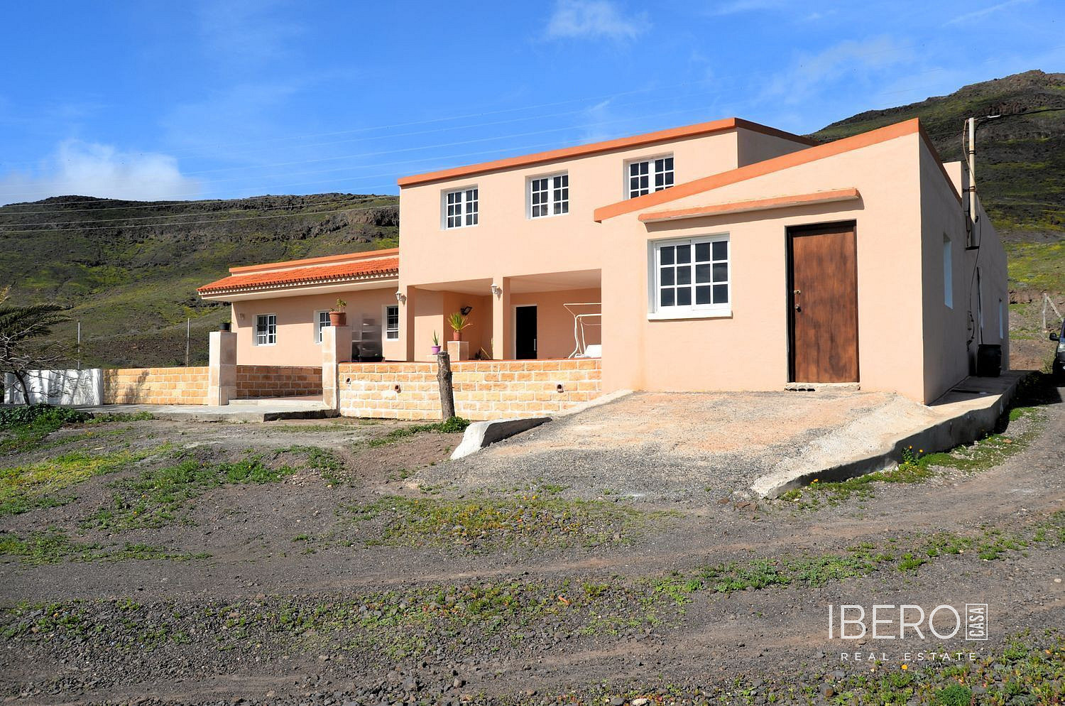 Prodej domu 47 077 m² s pozemkem 46 726 m²