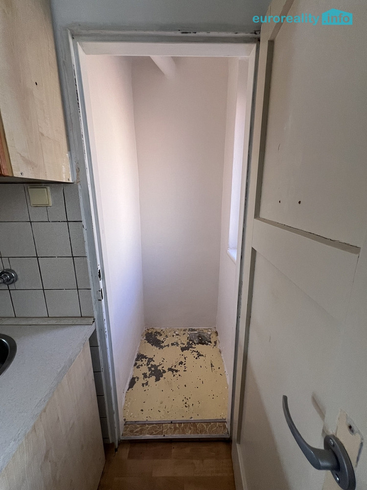 Prodej bytu 2+1 70 m² – pohled 6