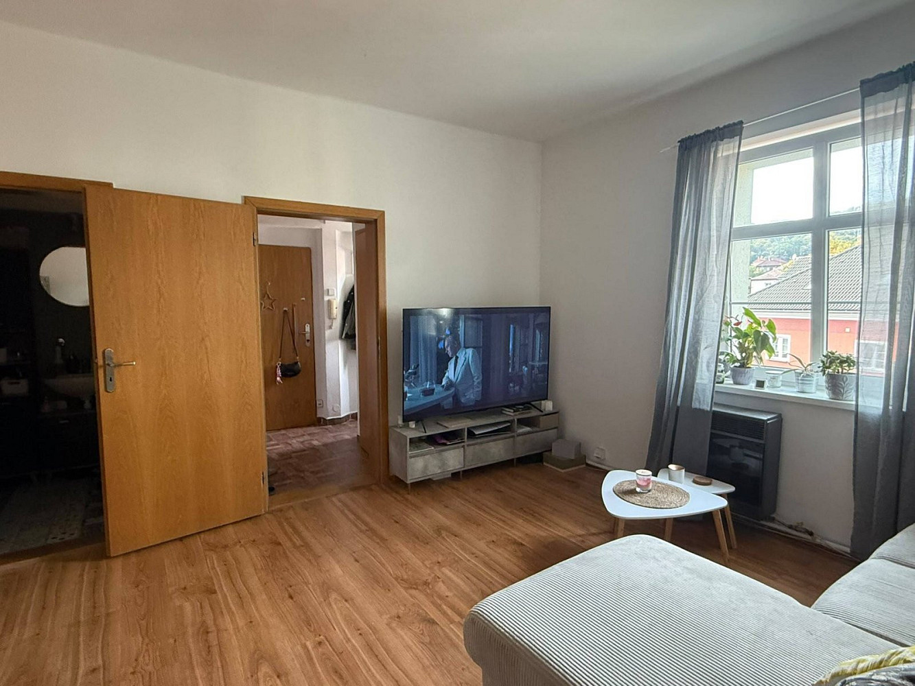 Pronájem bytu 1+1 45 m² – fotografie 3