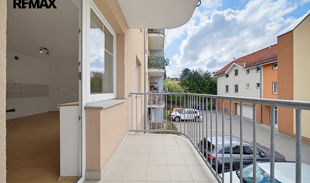 Prodej bytu 2+kk 62 m², Strančice – náhled fotky 7