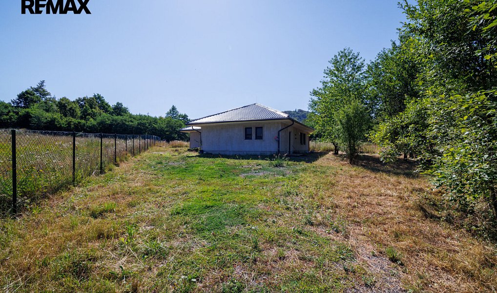 Prodej domu 119 m² s pozemkem 1 853 m², Kyselka – náhled fotky 2
