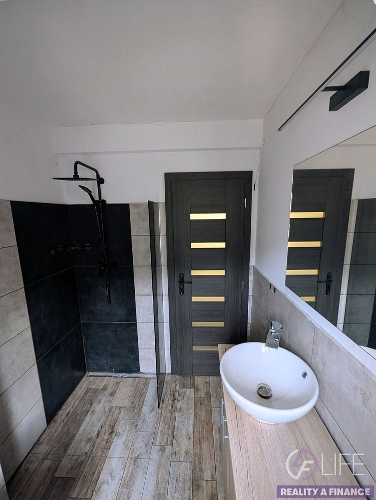 Pronájem bytu 2+kk 40 m² – fotografie 2