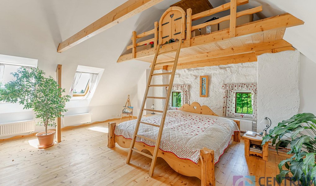 Prodej domu 265 m² s pozemkem 1 648 m², Šimonovice – náhled fotky 11