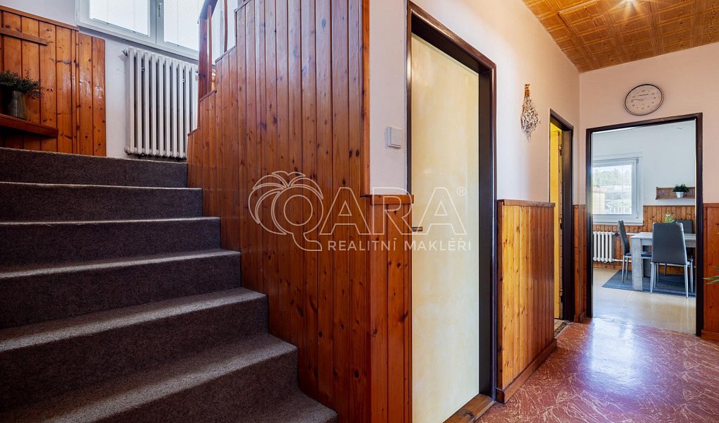 Prodej domu 208 m² s pozemkem 981 m², Louňovice – náhled fotky 23
