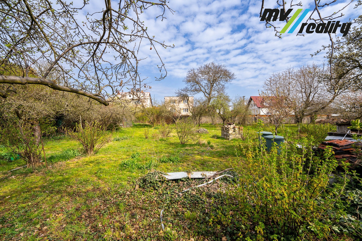 Prodej stavebního pozemku 600 m² — photo 3