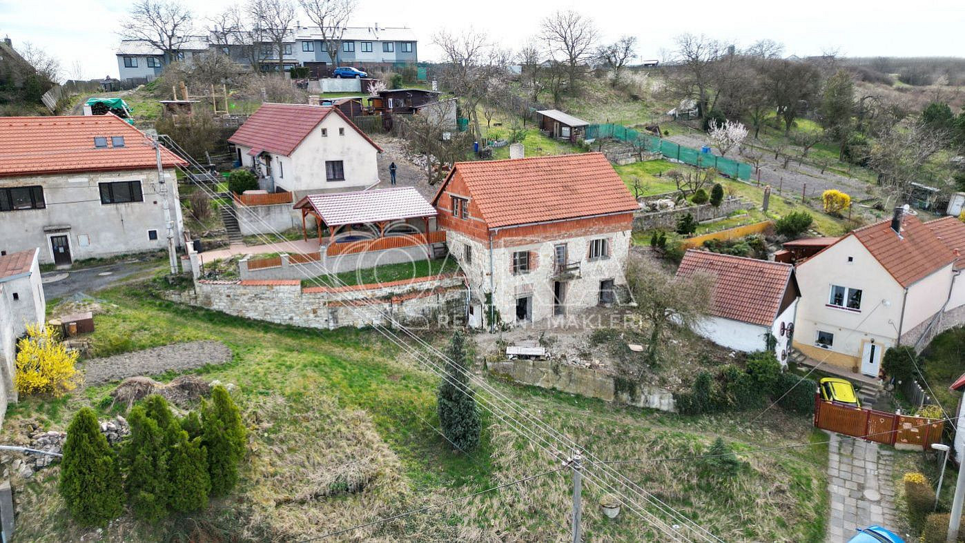 Prodej domu 175 m² s pozemkem 422 m² – fotografie 2