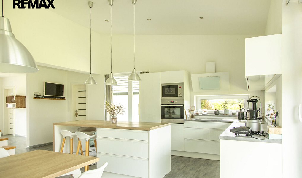 Prodej domu 193 m² s pozemkem 2 605 m², Krhová – náhled fotky 7