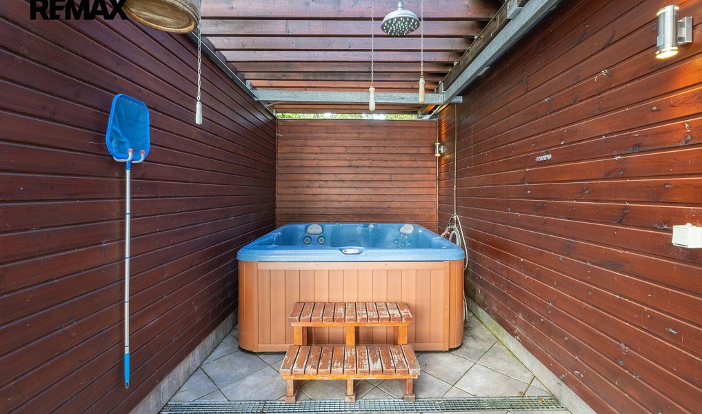 Prodej domu 325 m² s pozemkem 7 262 m², Děpoltovice – náhled fotky 32