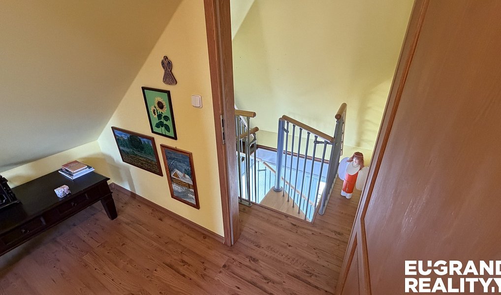 Prodej domu 98 m² s pozemkem 531 m², Šluknov – náhled fotky 24