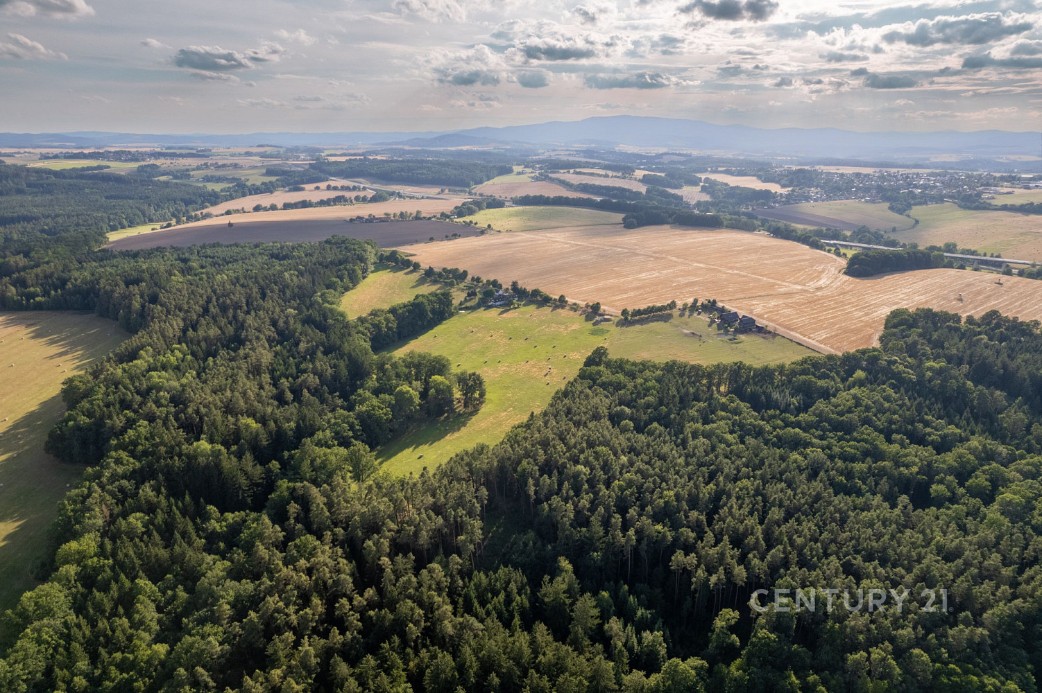 Prodej nájemního domu, činžáku 600 m² – fotografie 3