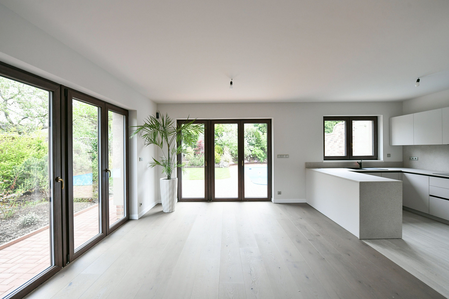 Pronájem domu 184 m² s pozemkem 432 m² – fotografie 3