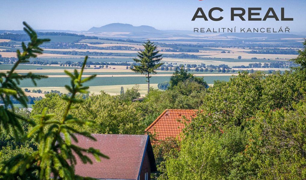 Prodej stavebního pozemku 1 215 m², Pozořice – náhled fotky 2