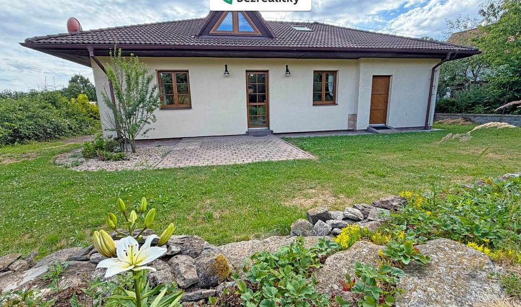 Prodej domu 180 m² s pozemkem 900 m², Zhoř – náhled fotky 2