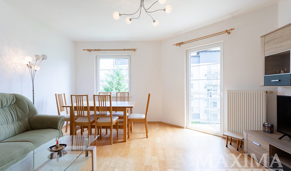 Pronájem bytu 3+1 75 m², Liberec – náhled fotky 2