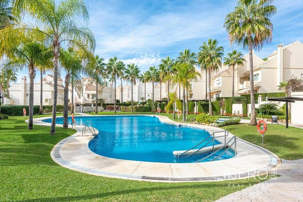 Casa 4+kk – Marbella, Barrio Alto - Vista 2