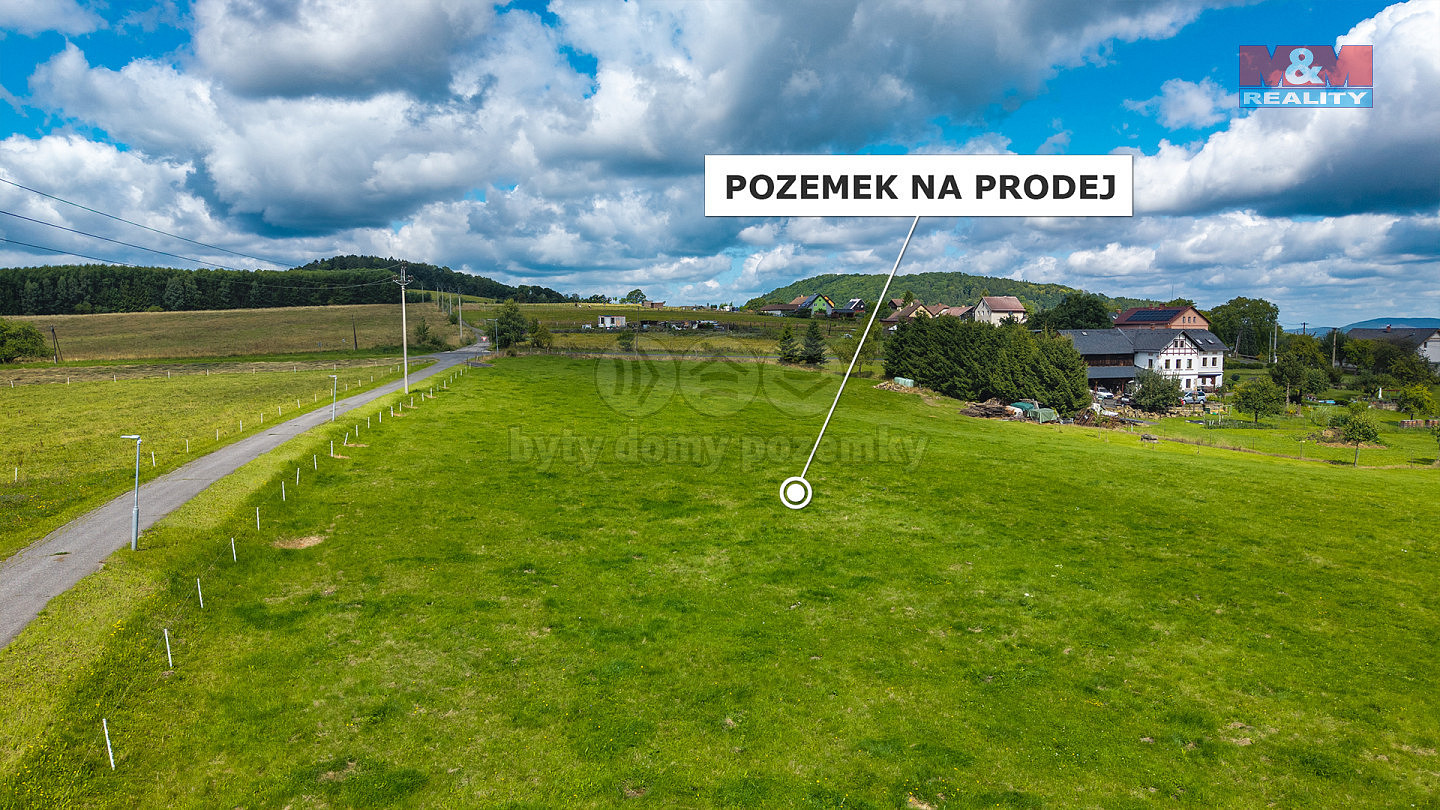 Prodej stavebního pozemku 1 527 m² – fotografie 3