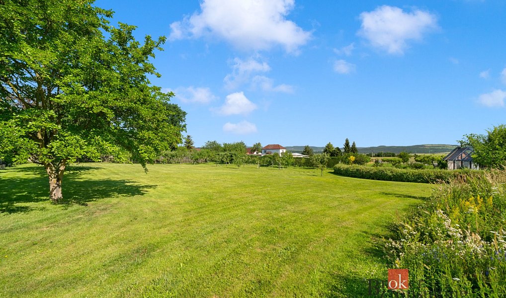Prodej domu 450 m² s pozemkem 3 336 m², Lhotka – náhled fotky 24