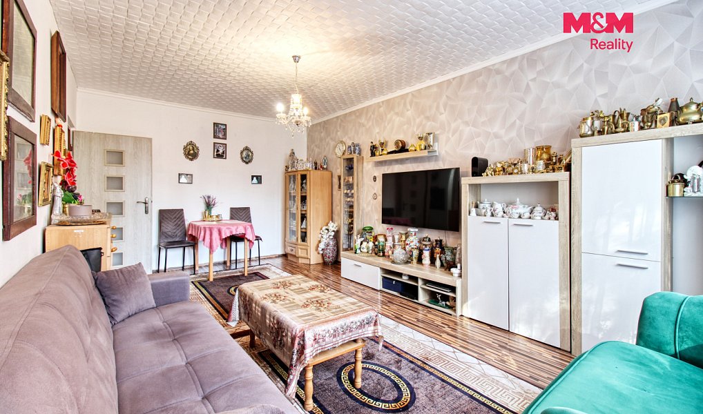 Prodej bytu 3+1 80 m², Chomutov – náhled fotky 2