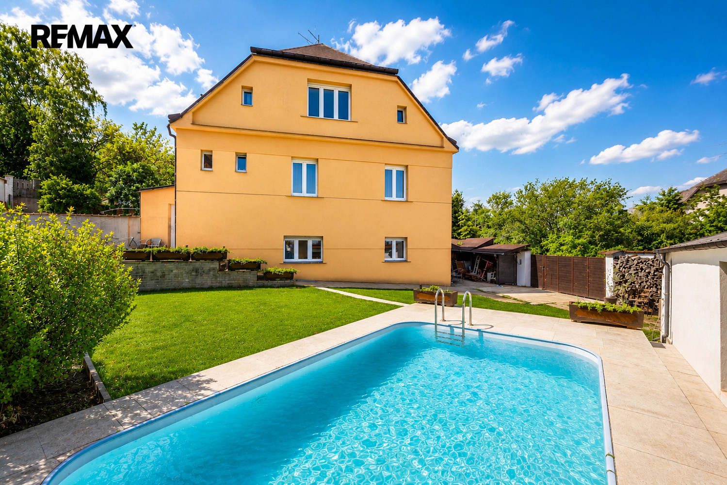 Prodej domu 246 m² s pozemkem 376 m²