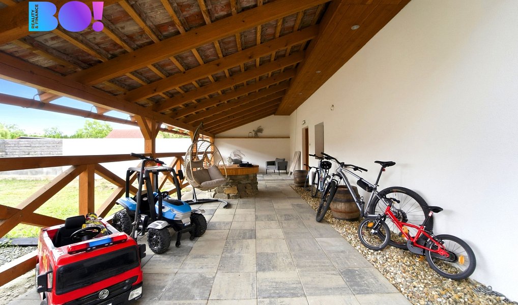 Prodej domu 372 m² s pozemkem 3 043 m², Hranice – náhled fotky 23