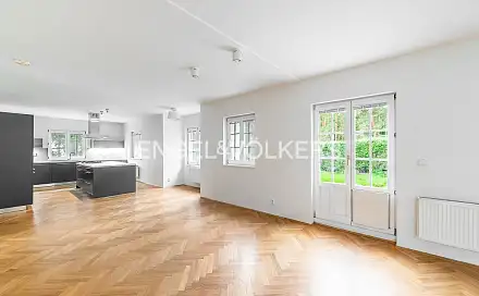 Pronájem domu 302 m² s pozemkem 737 m², Na Malé Šárce, Praha 6 - Nebušice