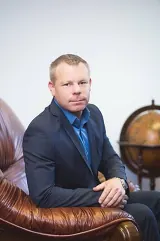 Makléř Tomáš Dofek