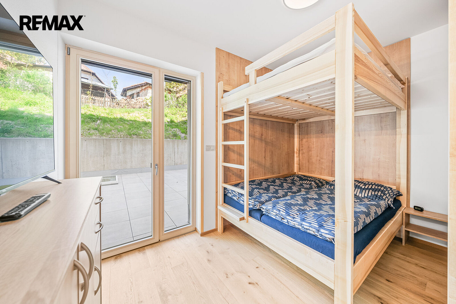 Pronájem bytu 2+kk 43 m² – fotografie 4