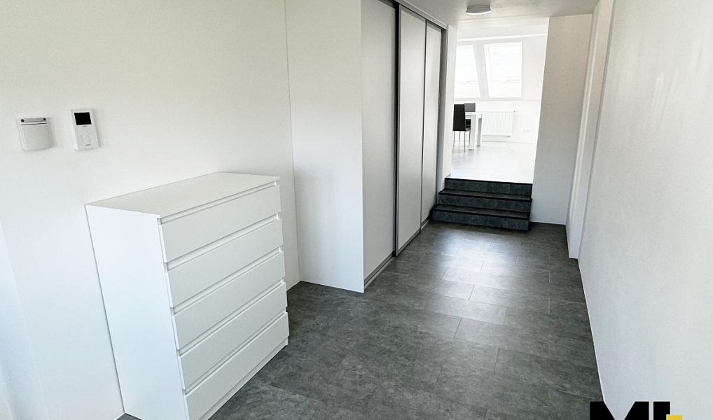 Prodej bytu 3+1 90 m², Pardubice – náhled fotky 15
