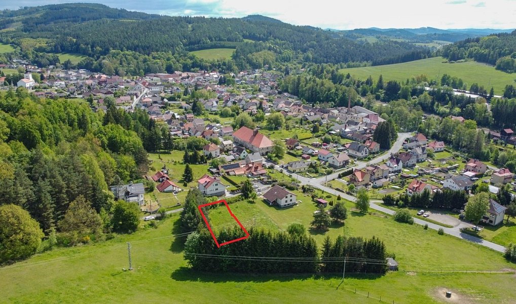 Prodej stavebního pozemku 1 678 m², Kolinec – náhled fotky 10