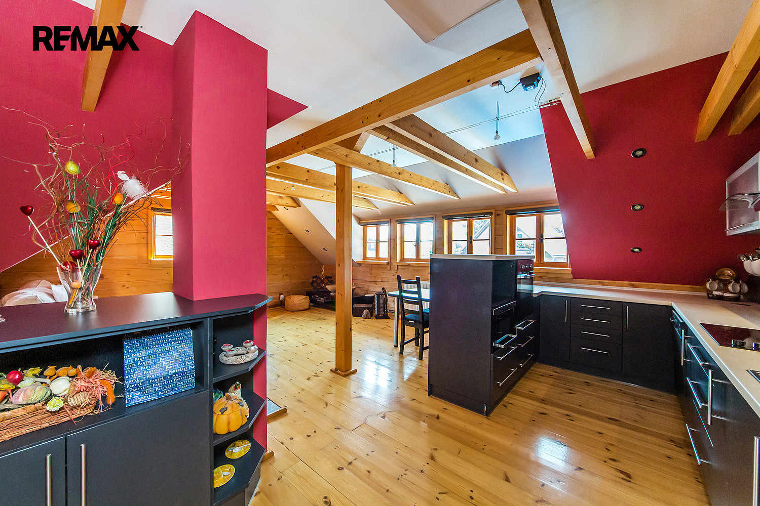 Pronájem domu 90 m² s pozemkem 327 m² – pohled 2