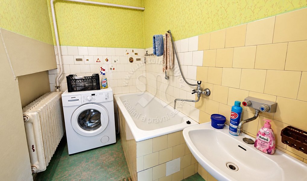 Prodej domu 327 m² s pozemkem 1 179 m², Žižice – náhled fotky 17