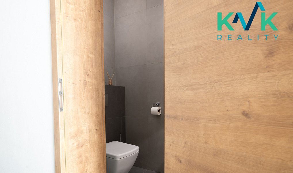 Prodej domu 228 m² s pozemkem 1 069 m², Hájek – náhled fotky 9