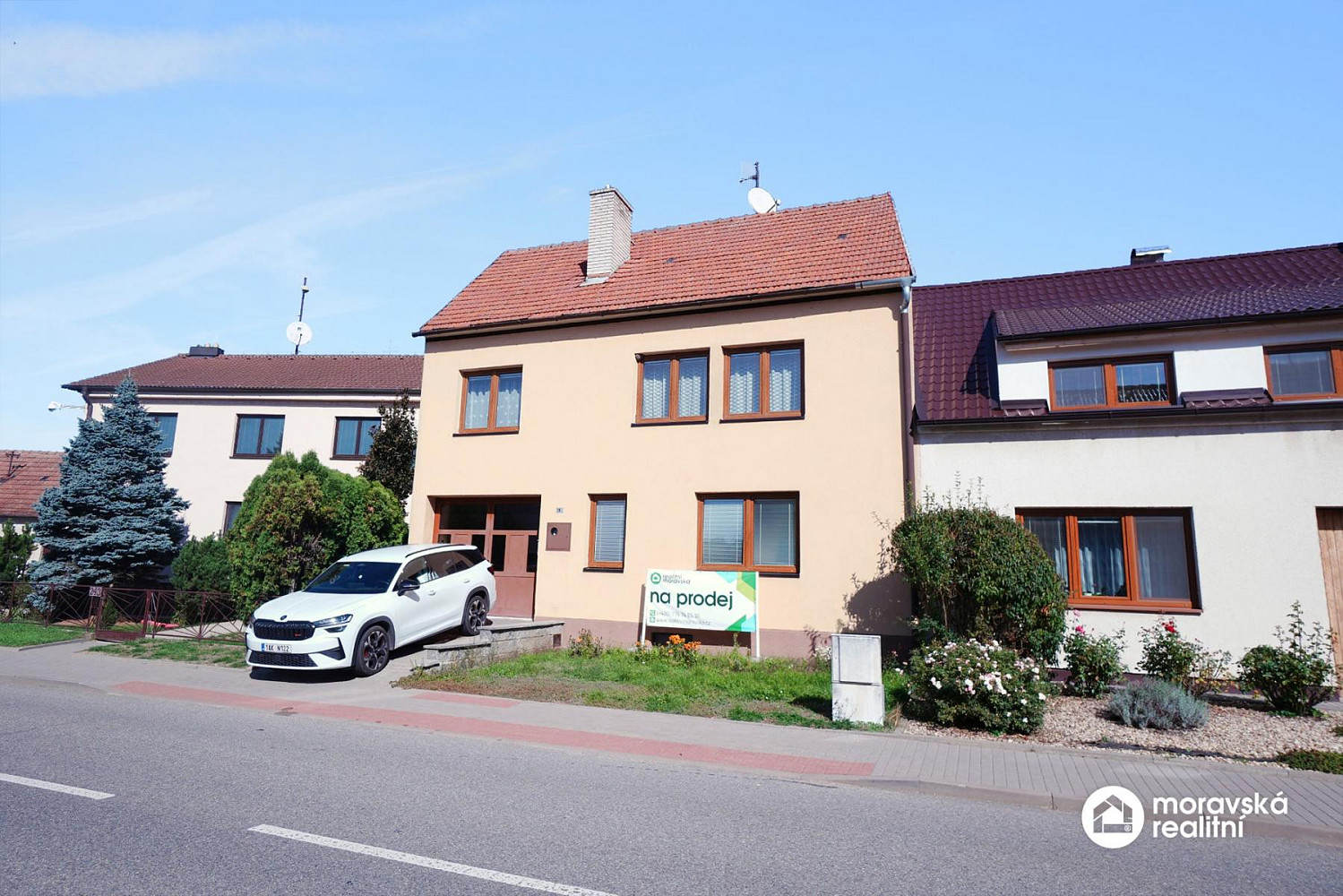 Prodej domu 192 m² s pozemkem 1 058 m²