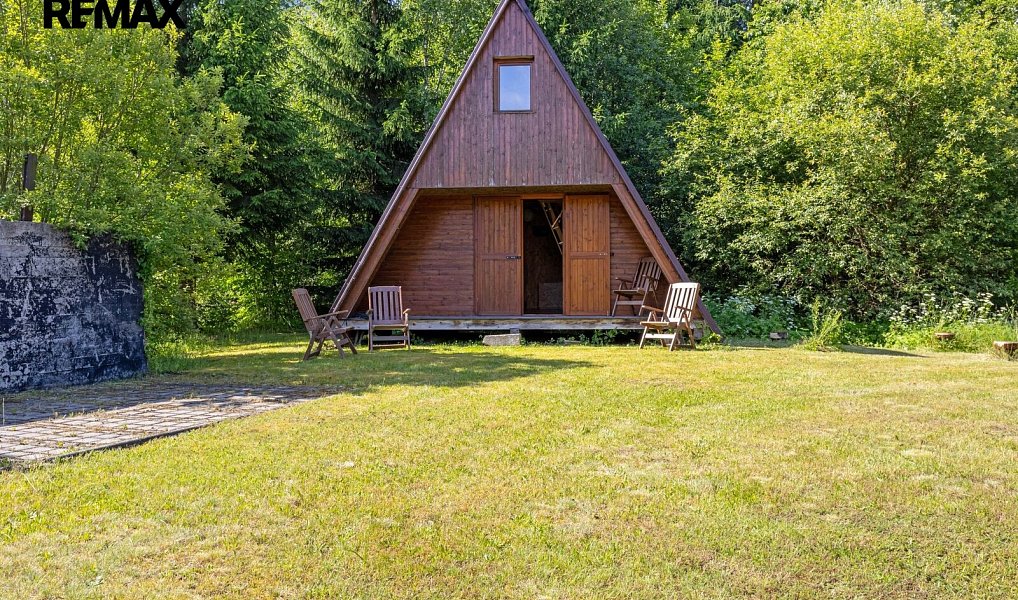 Prodej komerčního objektu (jiného typu) 371 m², Jesenný – náhled fotky 15